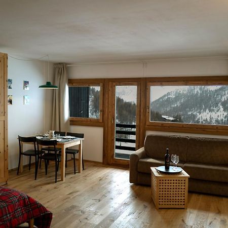 White Escape Apartment Valtournenche Bagian luar foto