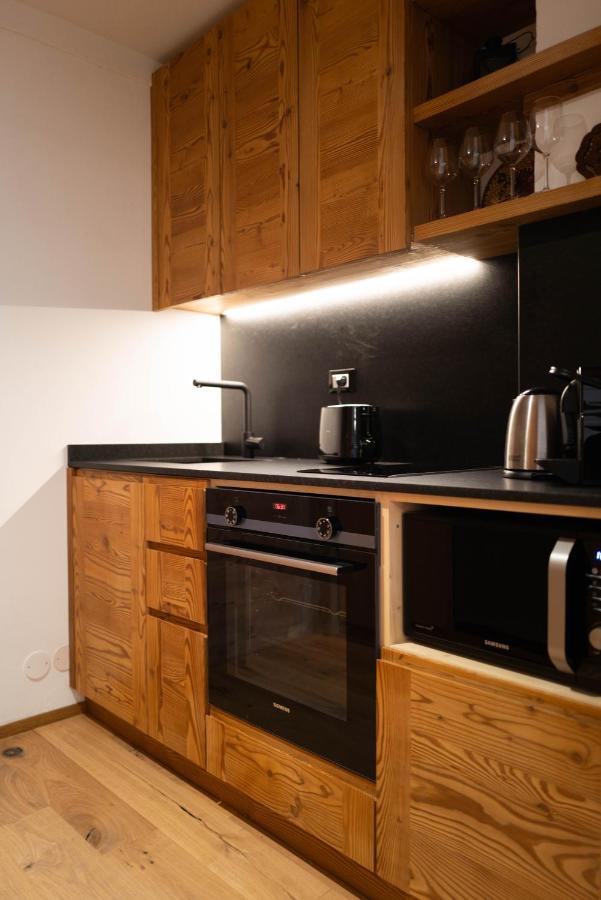 White Escape Apartment Valtournenche Bagian luar foto